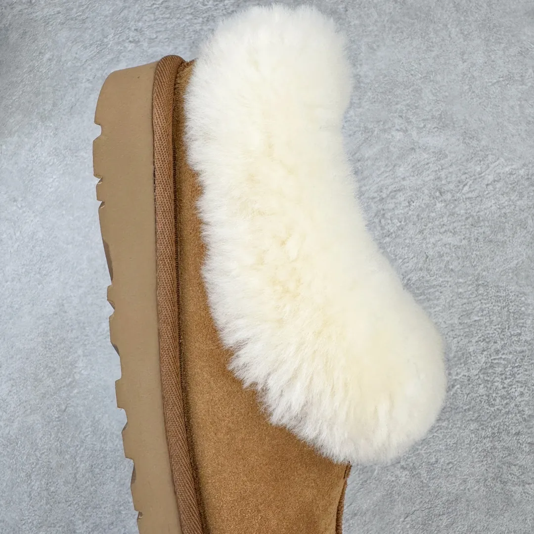 Pick up locally💰520UGG 4810 Tazite autumn and winter sheep fur integrated snow boots. All shoes are made of ZP. Longfeng A-grade Australian imported sheep fur integrated brand OEM production line. Fully follow the ZP process. OEM original pattern maker. Adhering to the principle of no original shoes and no development selection. Pay attention to every detail. The most authentic version on the market TREADLITE "Light Wing" technology outsole. Lightweight/durable/flexible/pile size: 35 36 37 38 39 40 Coding: by2936060